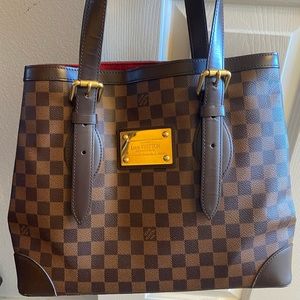 Louis vintage bag practically brand new